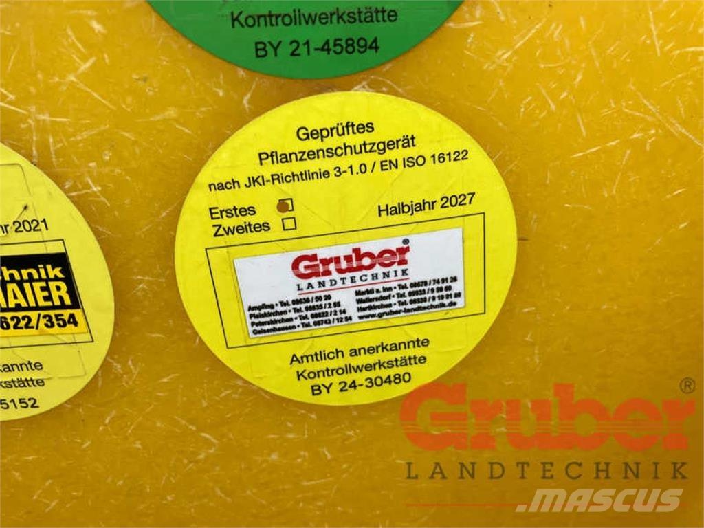 Rau 1.000 l Прицепные опрыскиватели