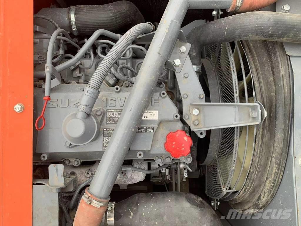 Hitachi ZX 200-3 Гусеничные экскаваторы