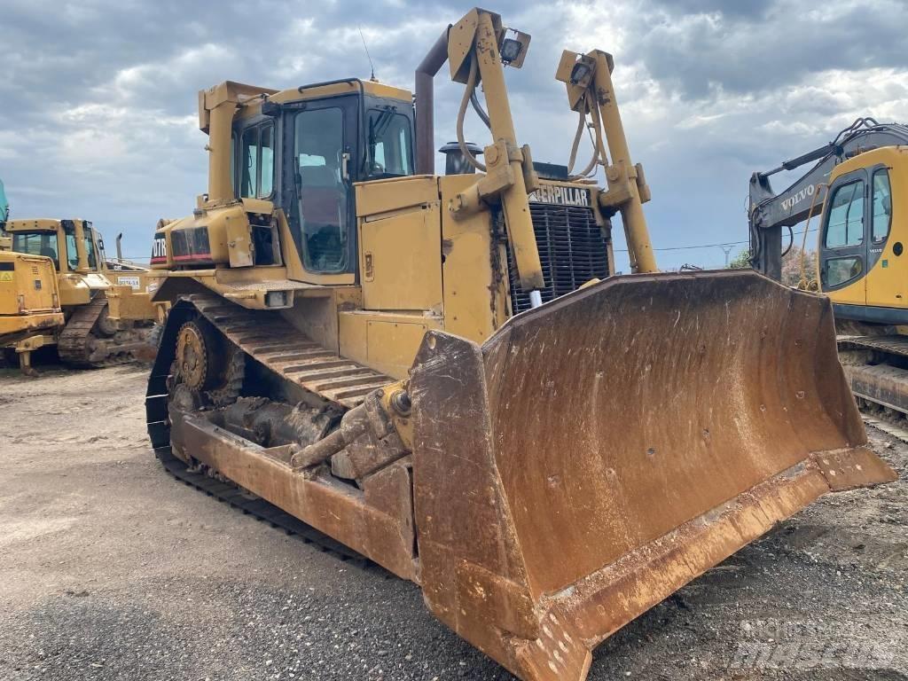 CAT D 7 R Гусеничные бульдозеры