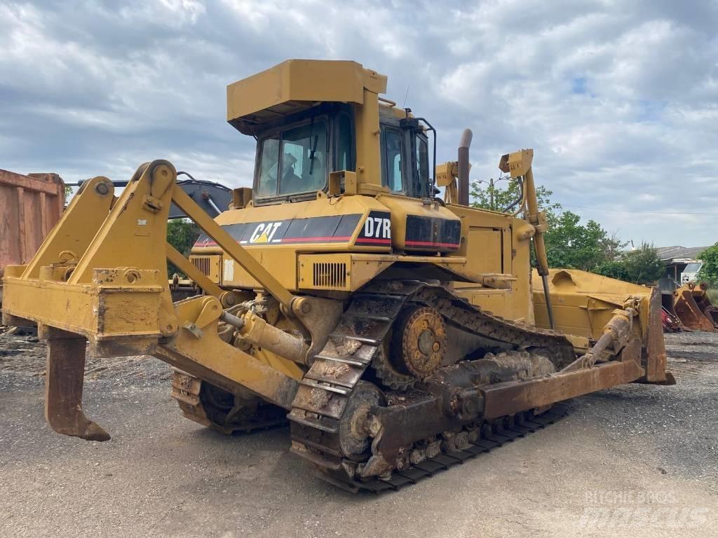 CAT D 7 R Гусеничные бульдозеры