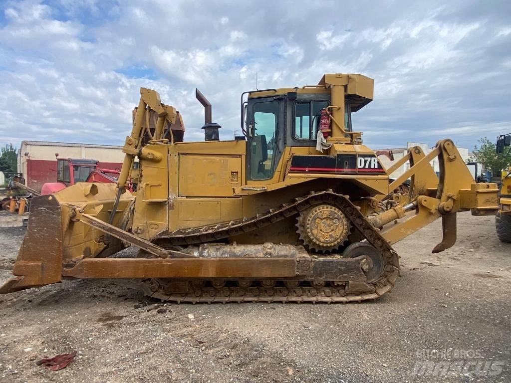 CAT D 7 R Гусеничные бульдозеры
