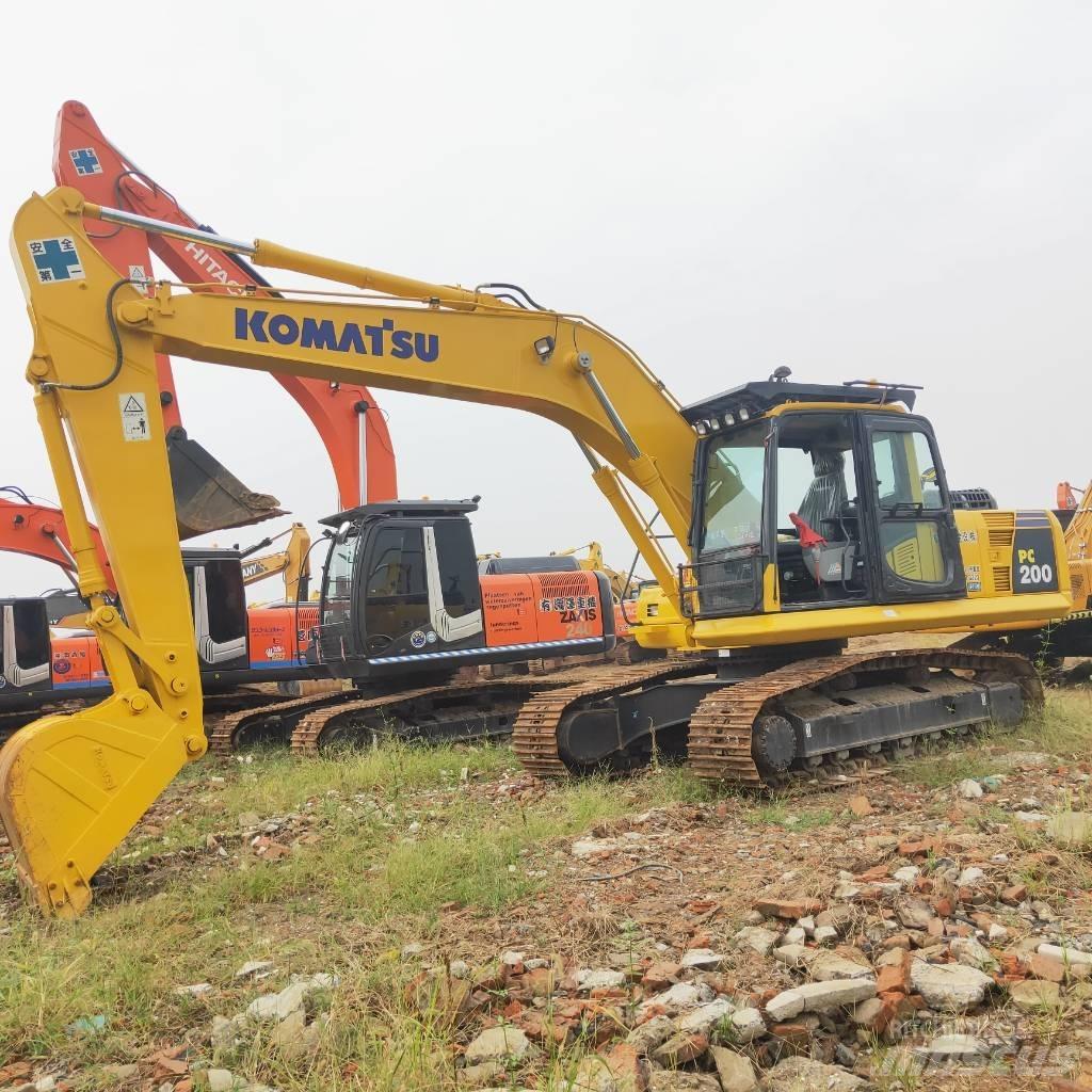 Komatsu PC200-8 Гусеничные экскаваторы