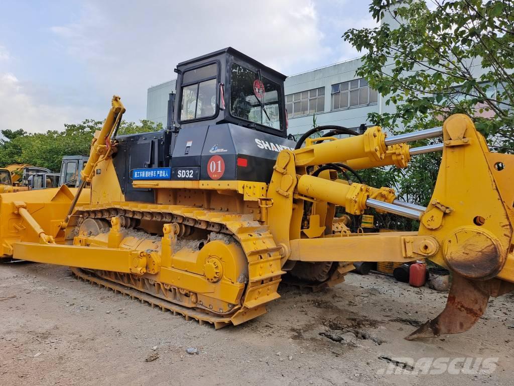 Shantui SD 32 Гусеничные бульдозеры
