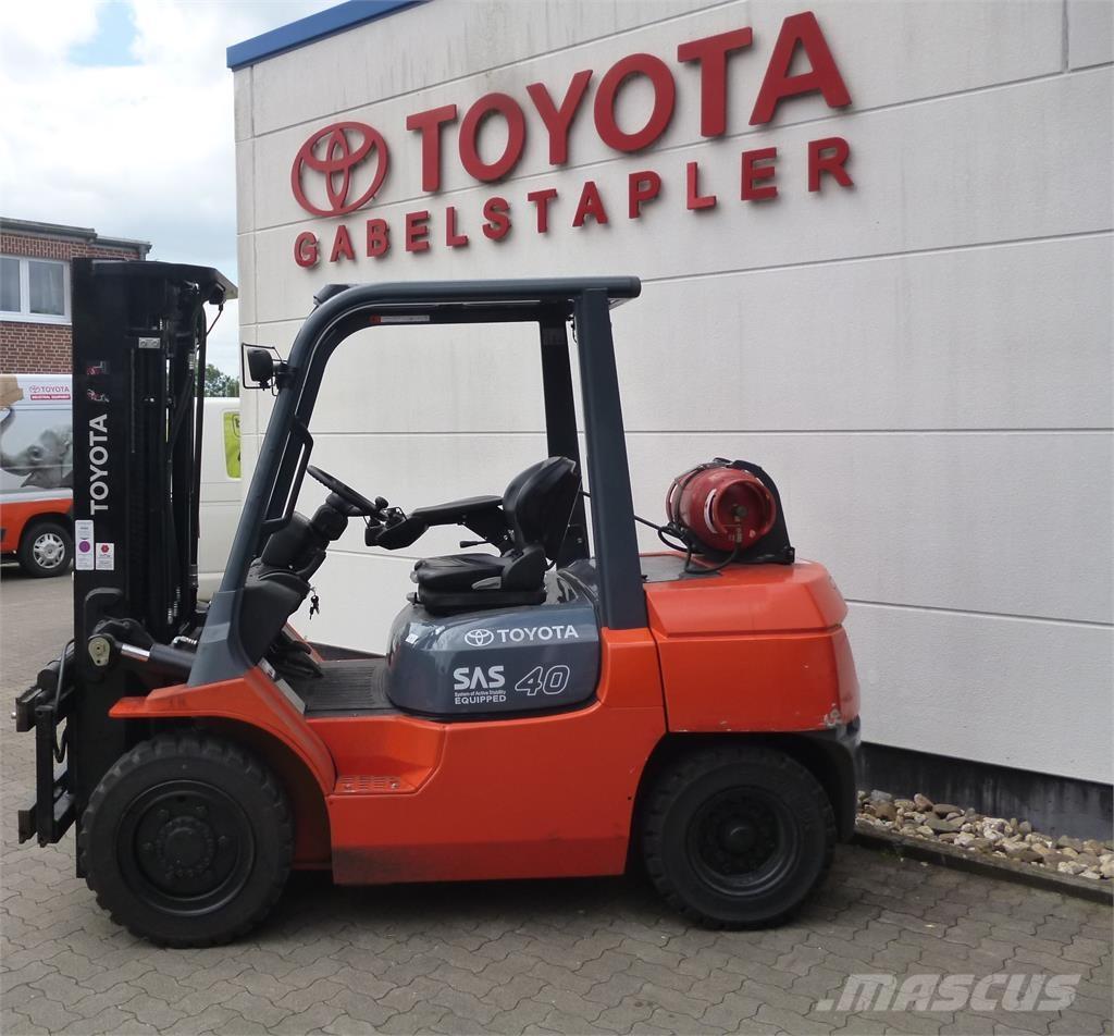 Toyota 02-7FG35 Газовые погрузчики