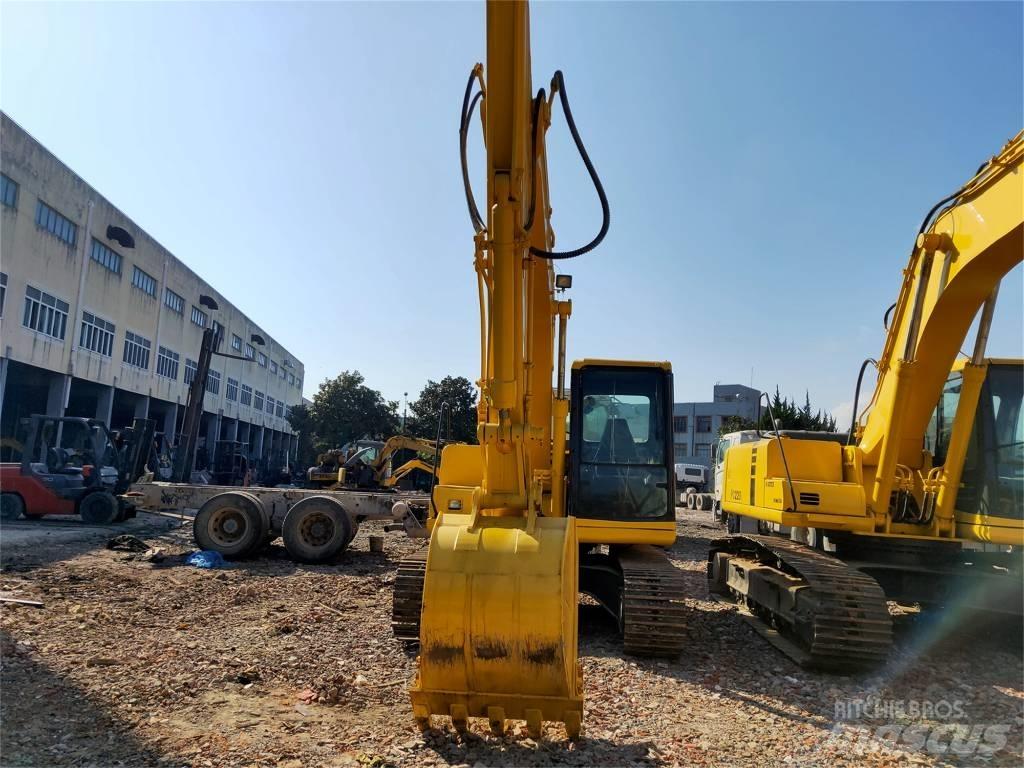 Komatsu PC 120 Малые экскаваторы 7т-12т