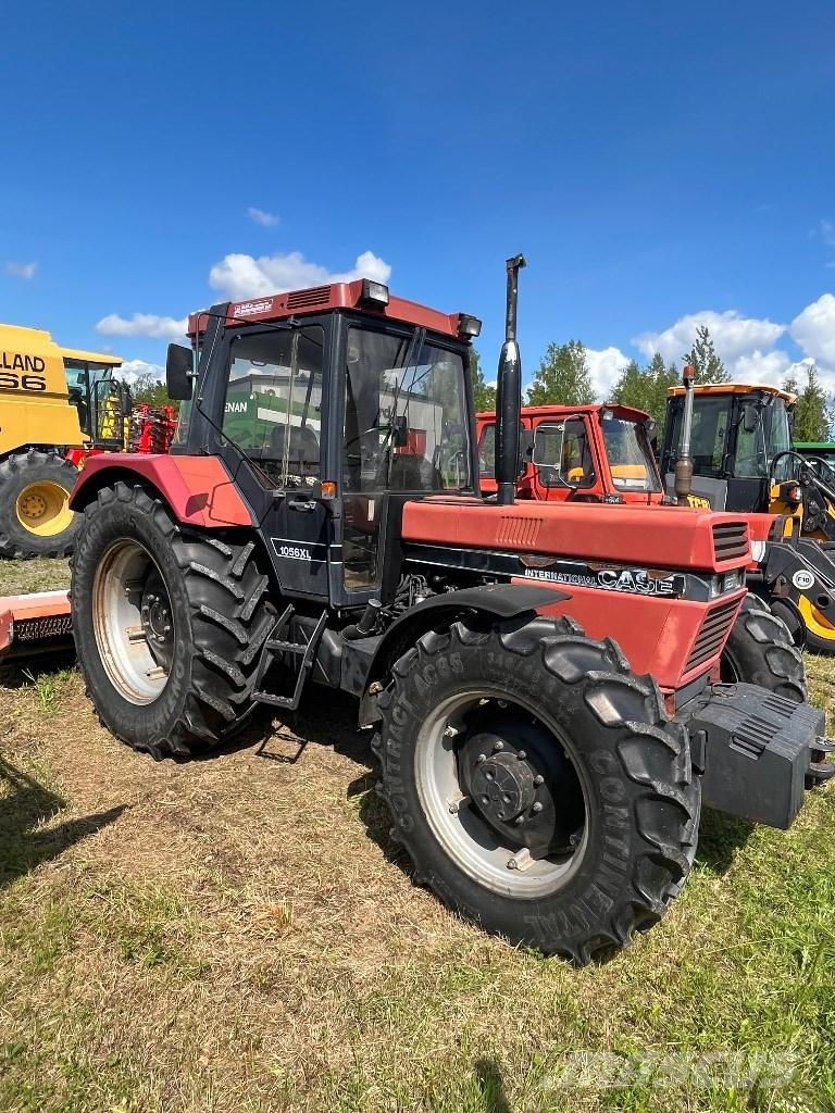 Case IH 1056 XL A Трактора