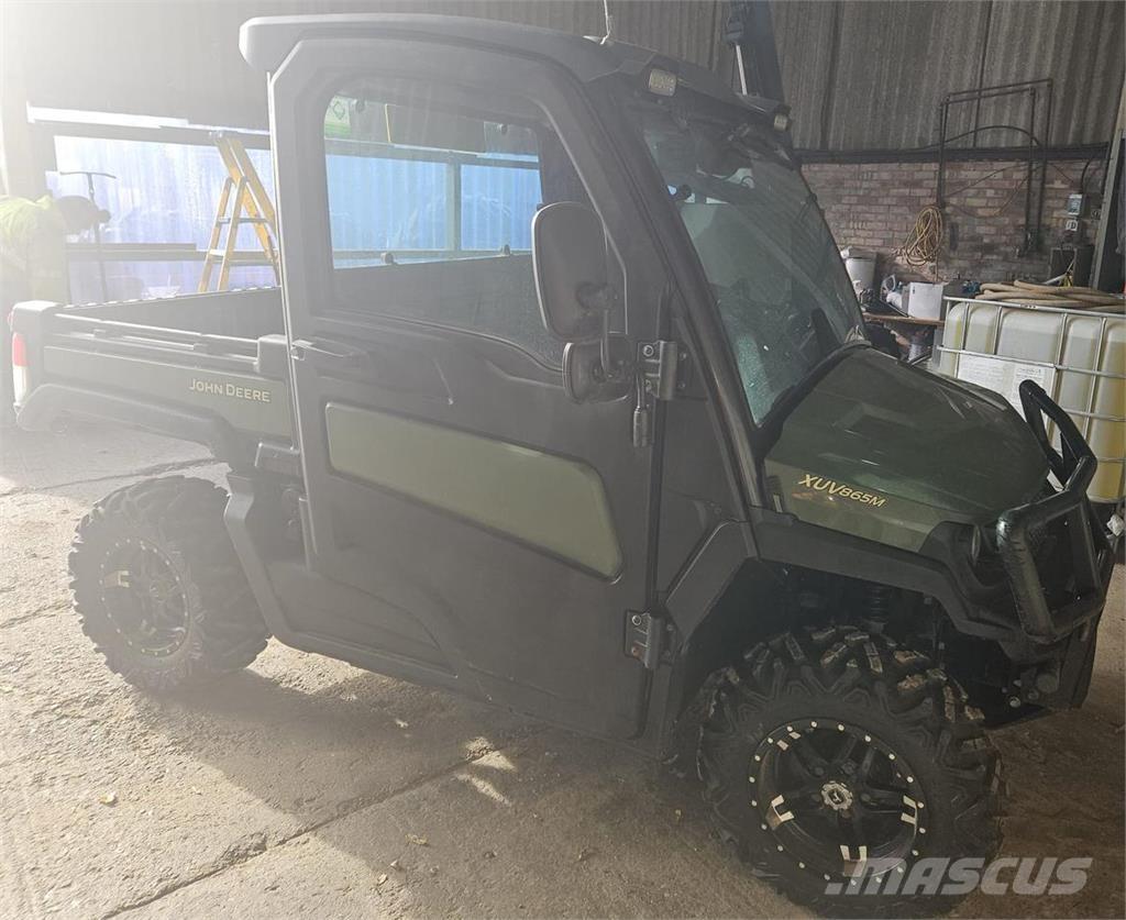 John Deere XUV865M Квадроциклы