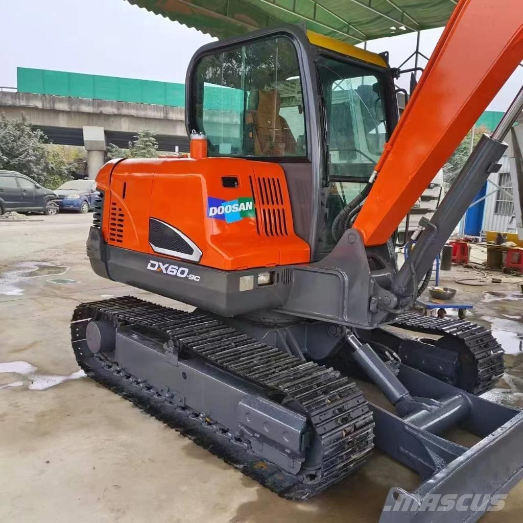 Doosan DX 60-9 C Гусеничные экскаваторы