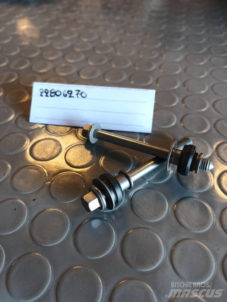Volvo SCREW 22806270 Коммерческий транспорт - Другие