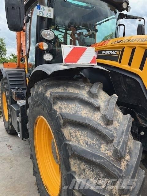JCB Fastrac 4220 Трактора