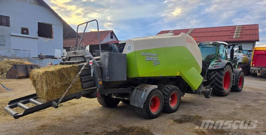 CLAAS RC3200 Тюковые пресс-подборщики