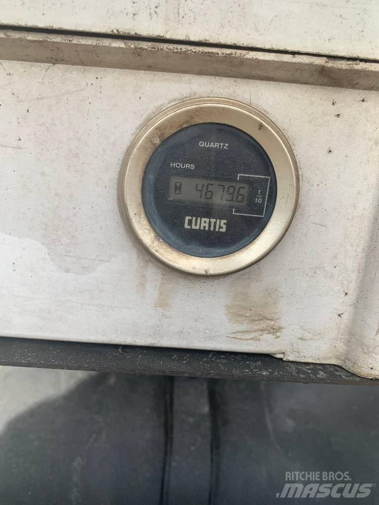 Nissan Cabstar Автовышки
