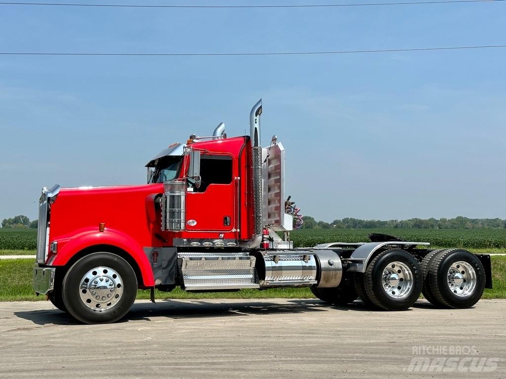 Kenworth W900 Седельные тягачи