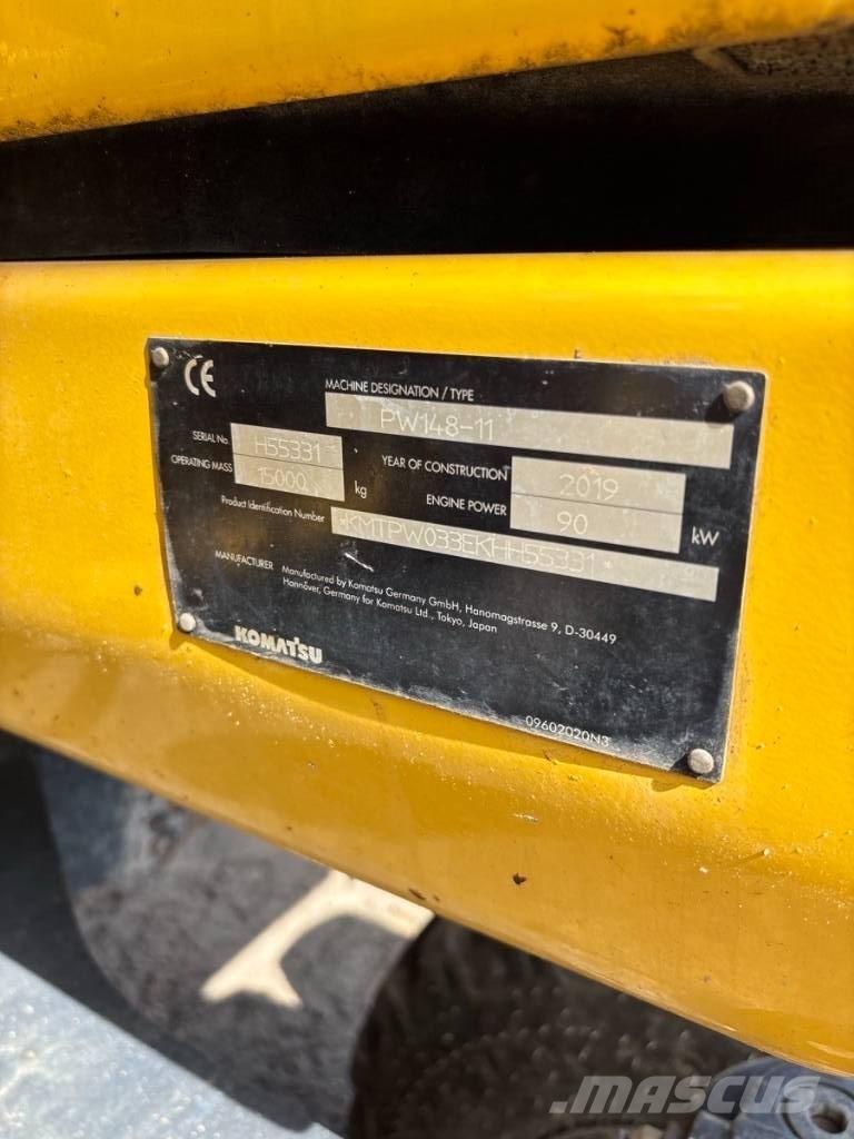 Komatsu PW 148-11 Колёсные экскаваторы
