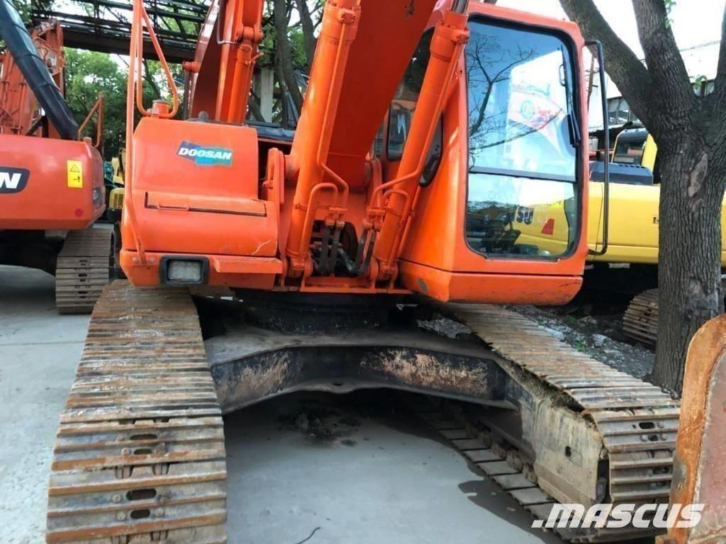 Doosan 220-7 Гусеничные экскаваторы