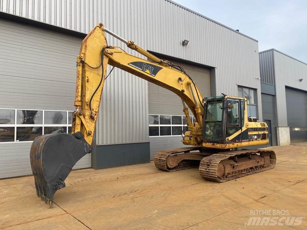 CAT 320BL Гусеничные экскаваторы