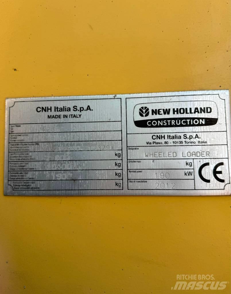 New Holland W 230 C Фронтальные погрузчики