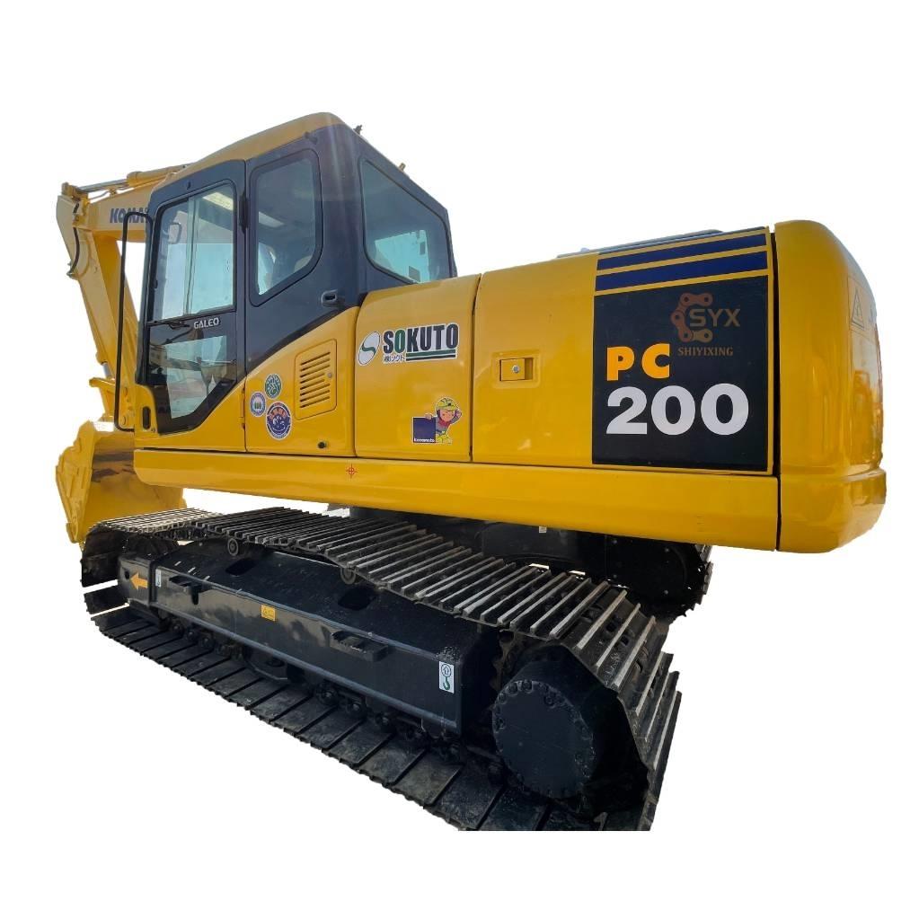 Komatsu PC 220 Гусеничные экскаваторы