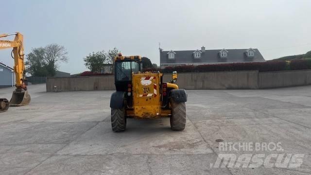 JCB 537-135 Телескопические погрузчики