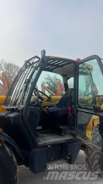JCB 537-135 Телескопические погрузчики