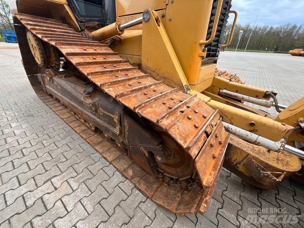 CAT D6N XL Гусеничные бульдозеры