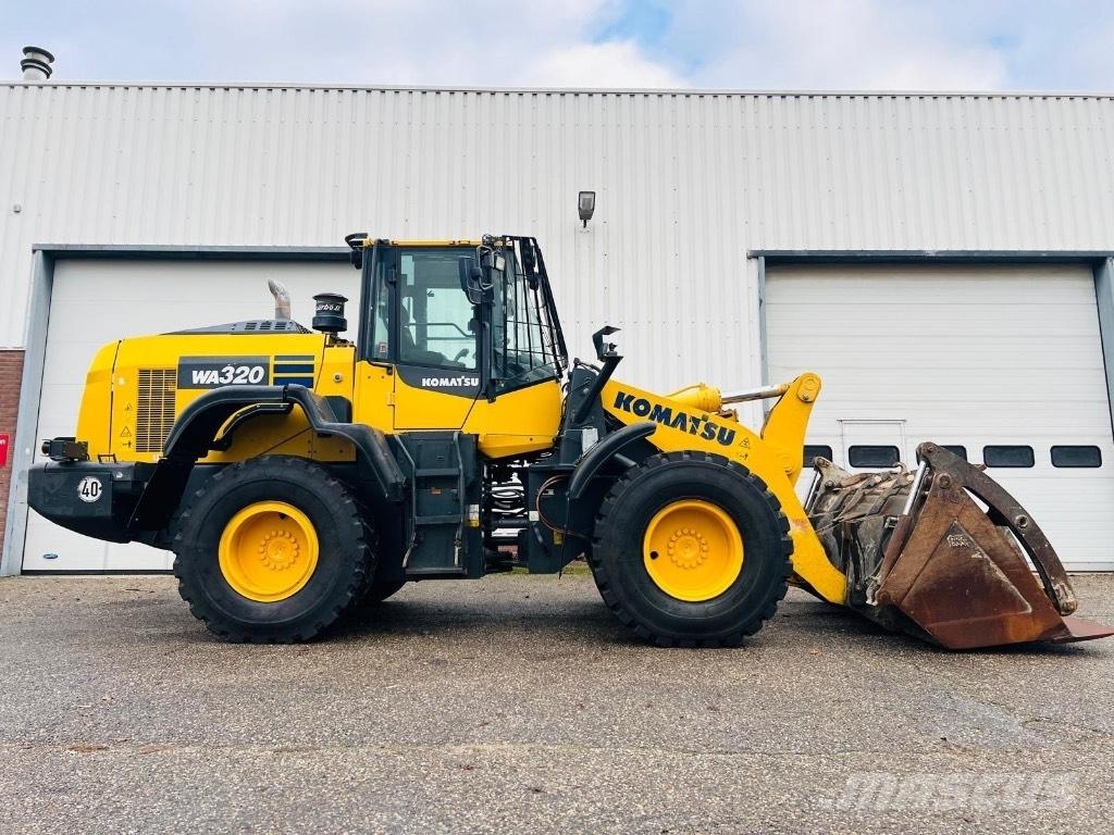 Komatsu WA 320-8 Фронтальные погрузчики