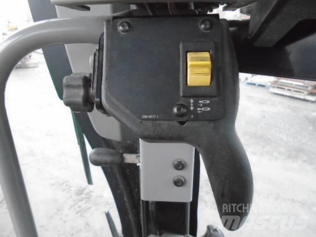 CAT 140 M 2 AWD Грейдеры