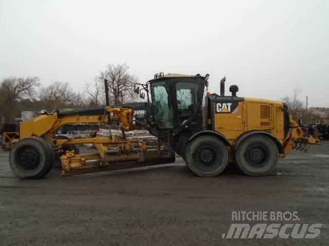 CAT 140 M 2 AWD Грейдеры