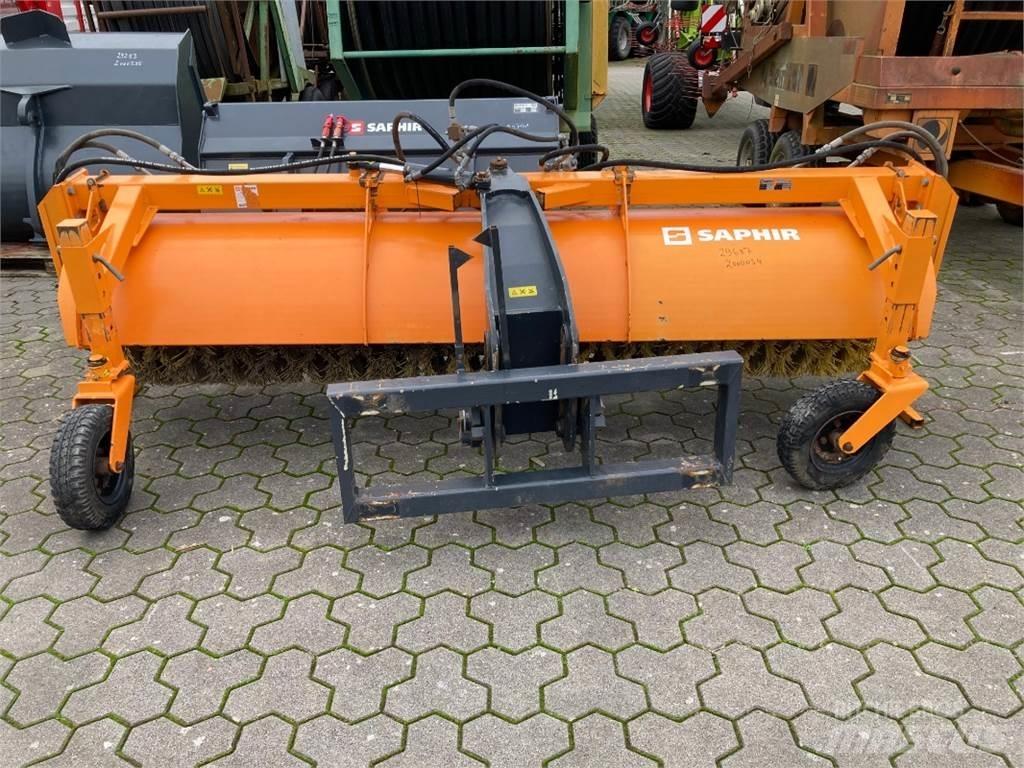 Saphir SKM 30 Вакуумные уборочные машины