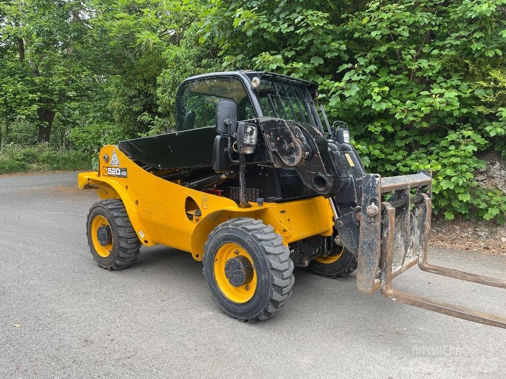 JCB 520-40 Телескопические погрузчики