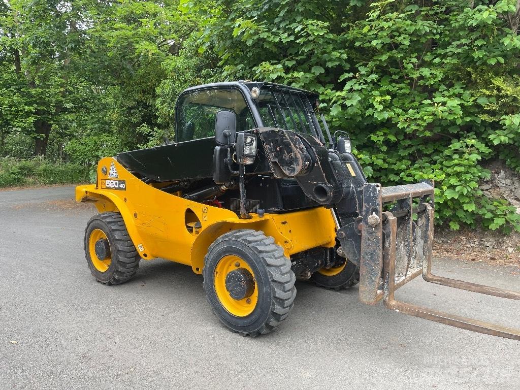 JCB 520-40 Телескопические погрузчики