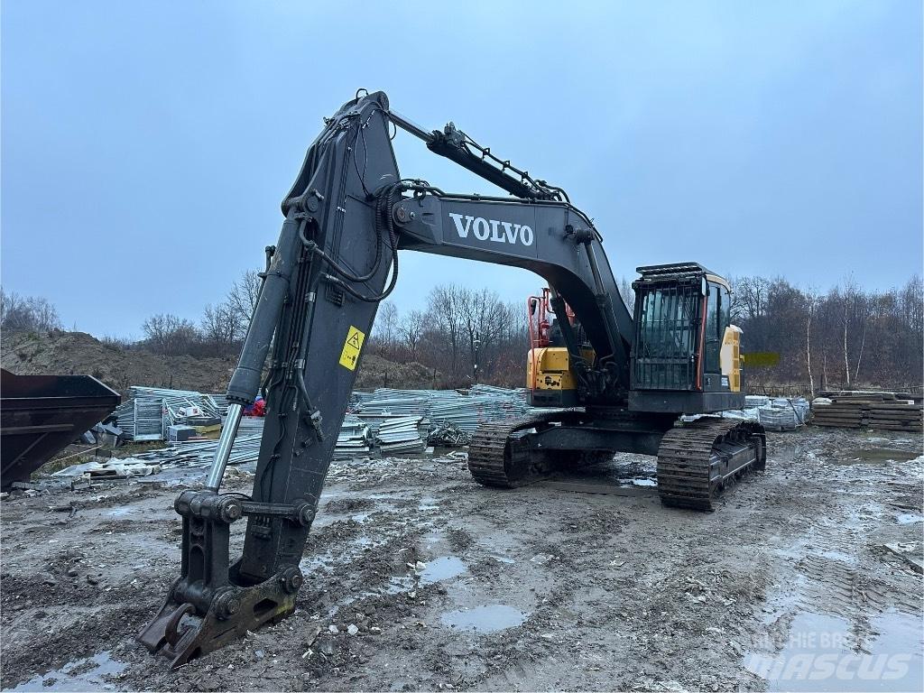Volvo ECR 355 EL Гусеничные экскаваторы
