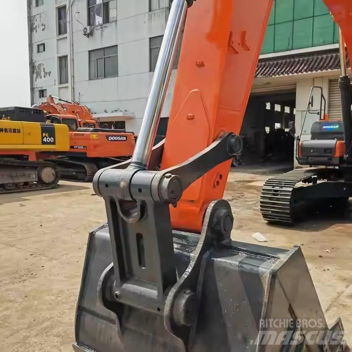 Doosan DX340LC-9C Гусеничные экскаваторы