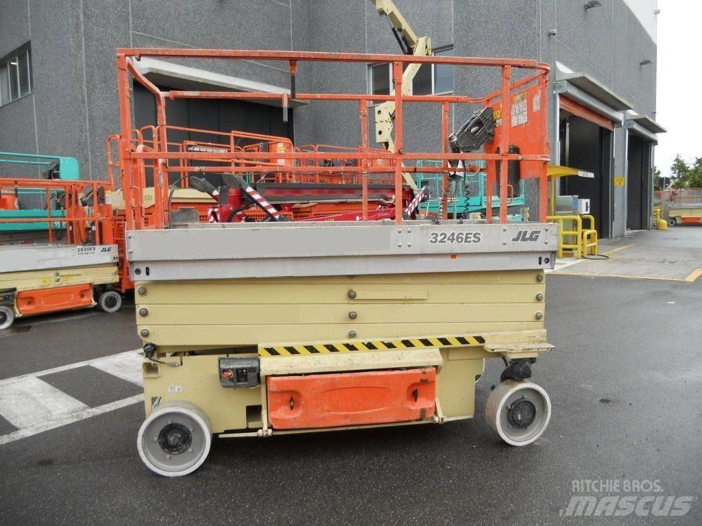JLG 3246 Ножничные подъемники