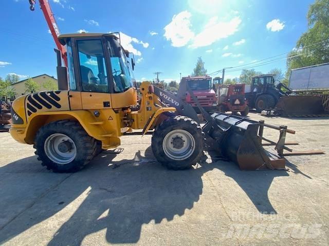 Volvo L 40 B TP Фронтальные погрузчики