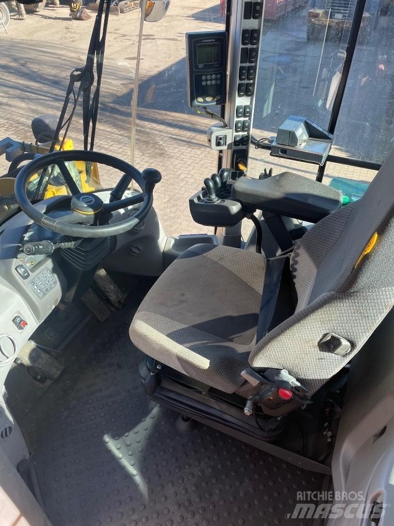Volvo L150H Фронтальные погрузчики