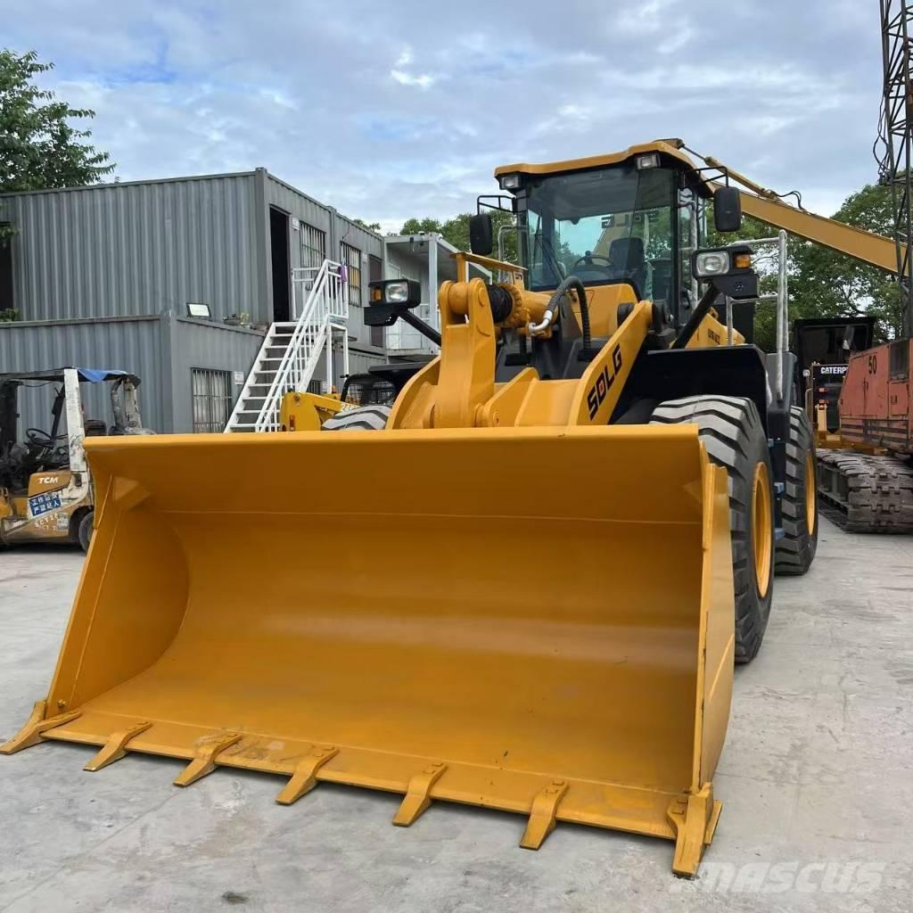 SDLG LG 956 L Фронтальные погрузчики