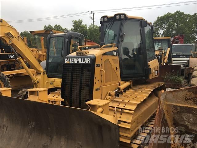 CAT D5K Гусеничные бульдозеры