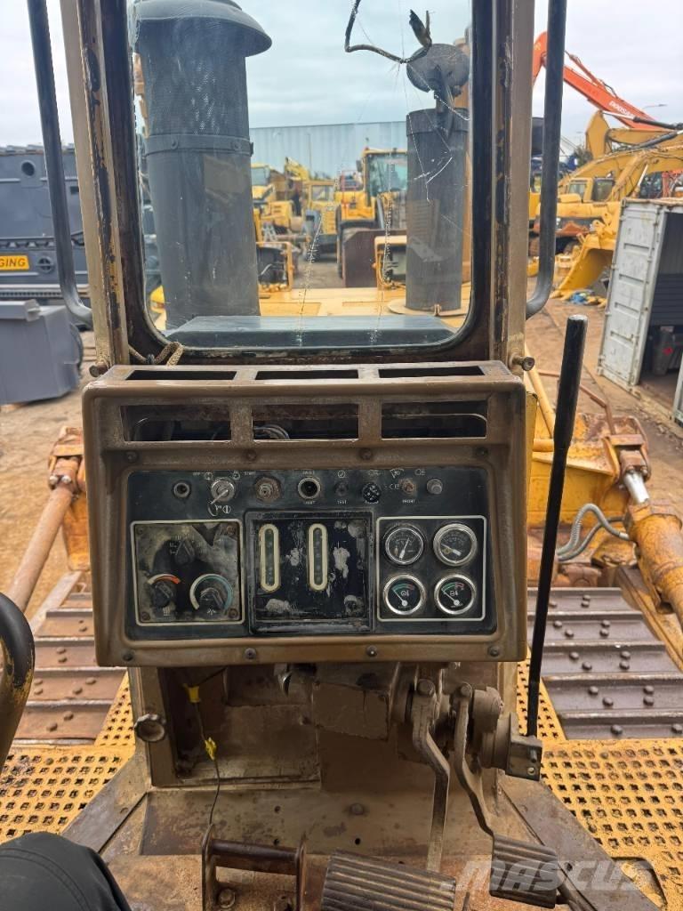 CAT D 8 N Гусеничные бульдозеры