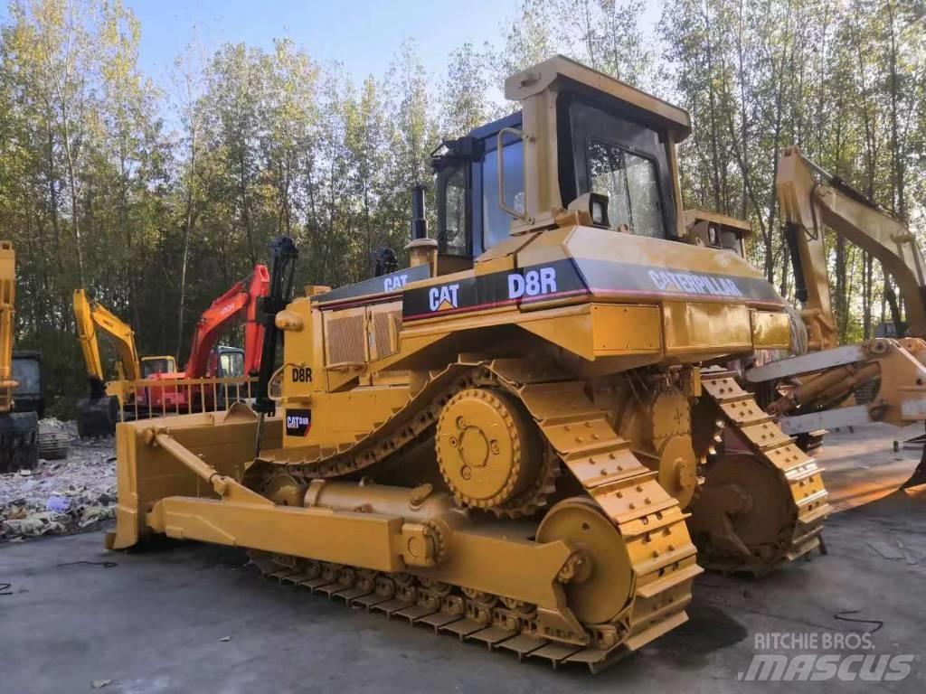CAT D 8 R Гусеничные бульдозеры