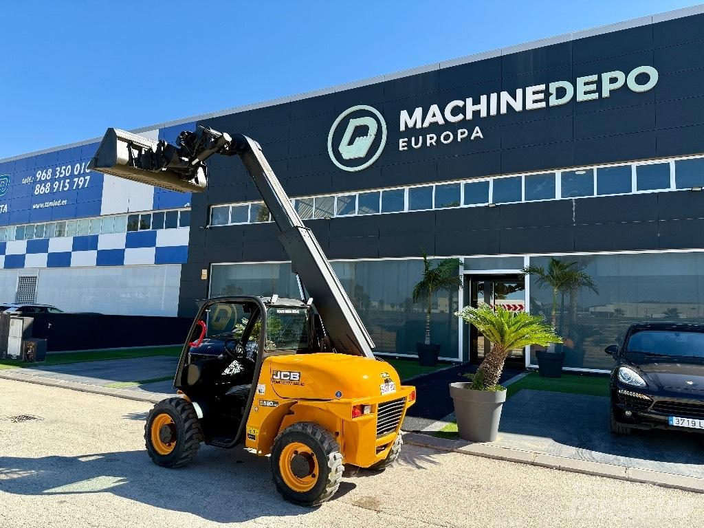 JCB 520-40 Сельскохозяйственные телескопические погрузчики
