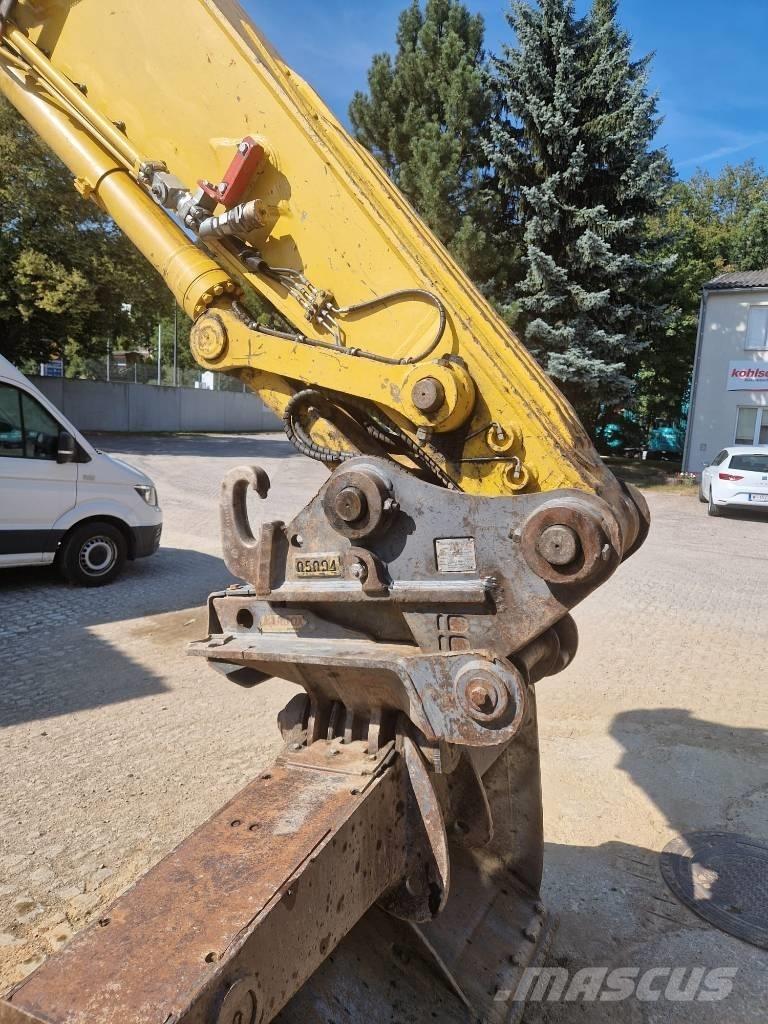 Komatsu PC 210 LC-11 Гусеничные экскаваторы