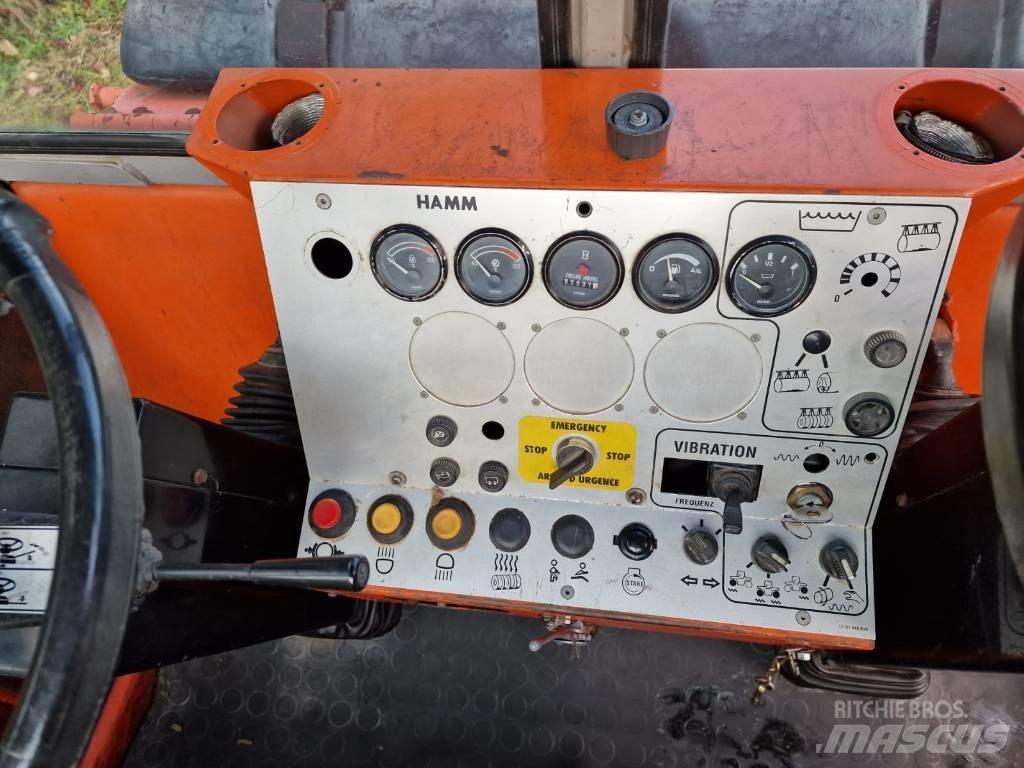Hamm DV 6 Катки тротуарные