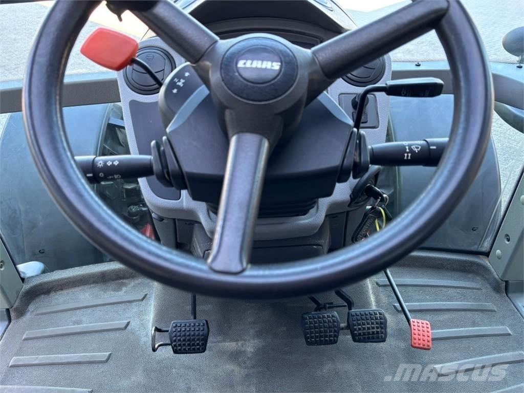 CLAAS Arion 640 Трактора