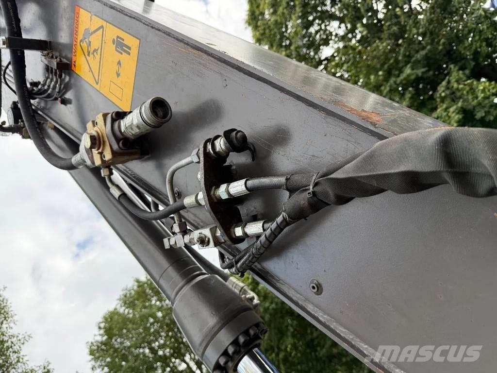 Volvo EW140D Колёсные экскаваторы