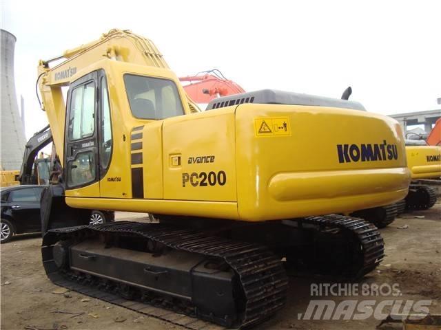 Komatsu PC 200 Гусеничные экскаваторы