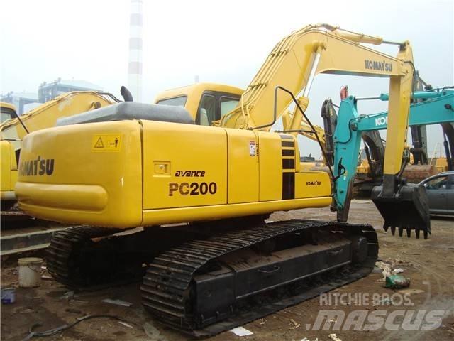 Komatsu PC 200 Гусеничные экскаваторы
