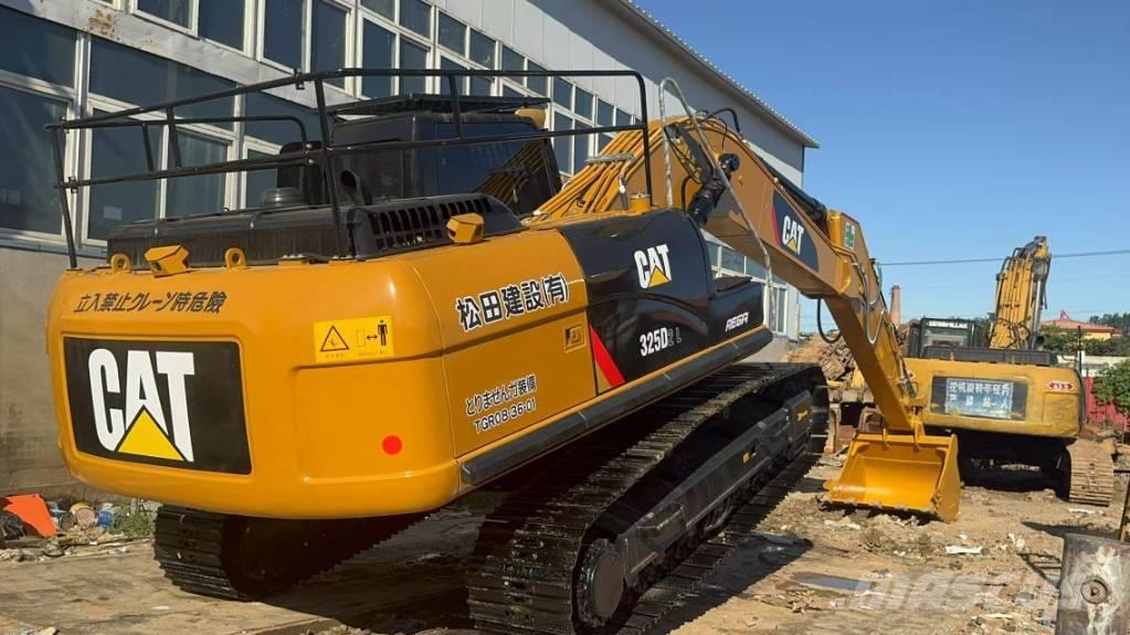 CAT 325 D L Гусеничные экскаваторы