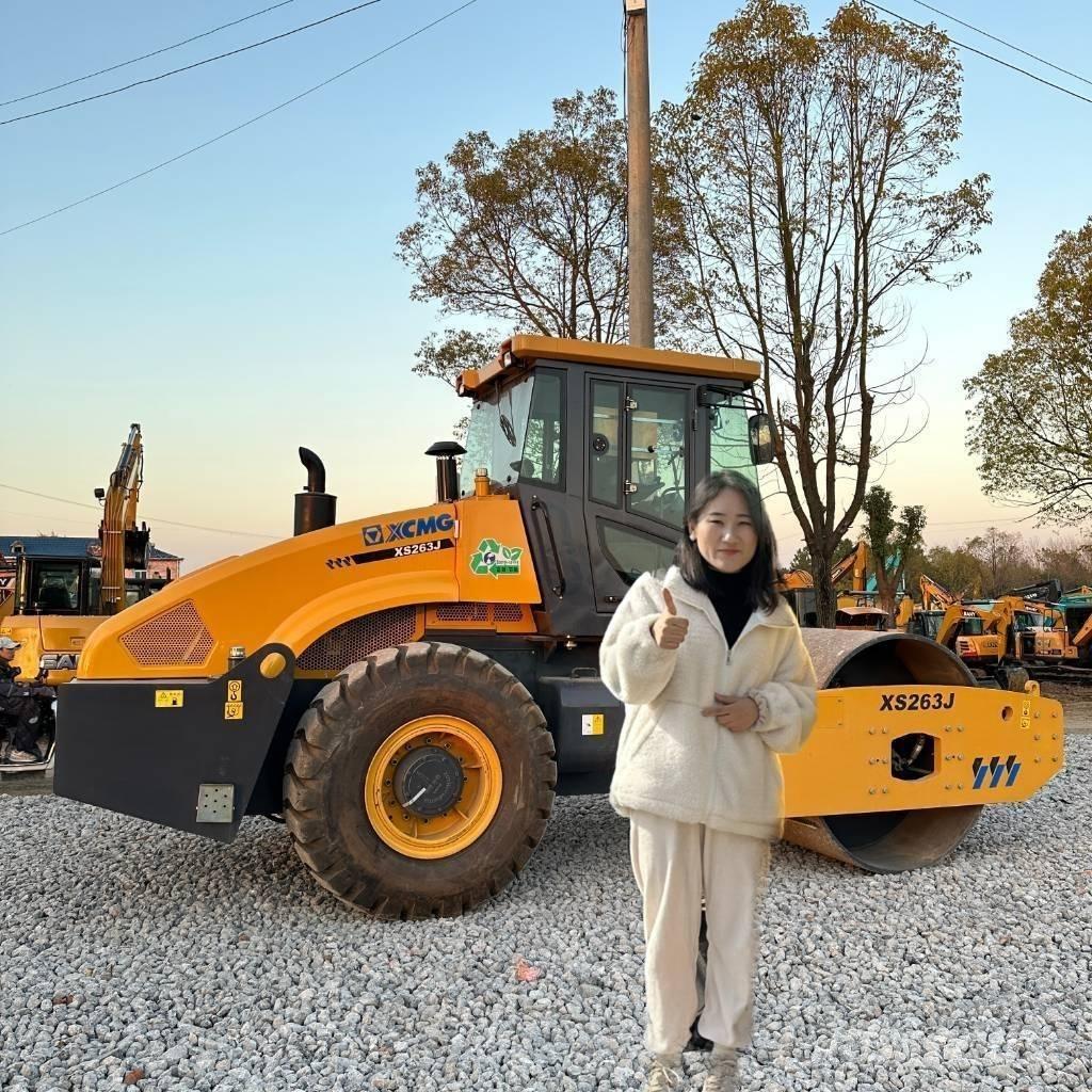 XCMG XS263J Грунтовые катки