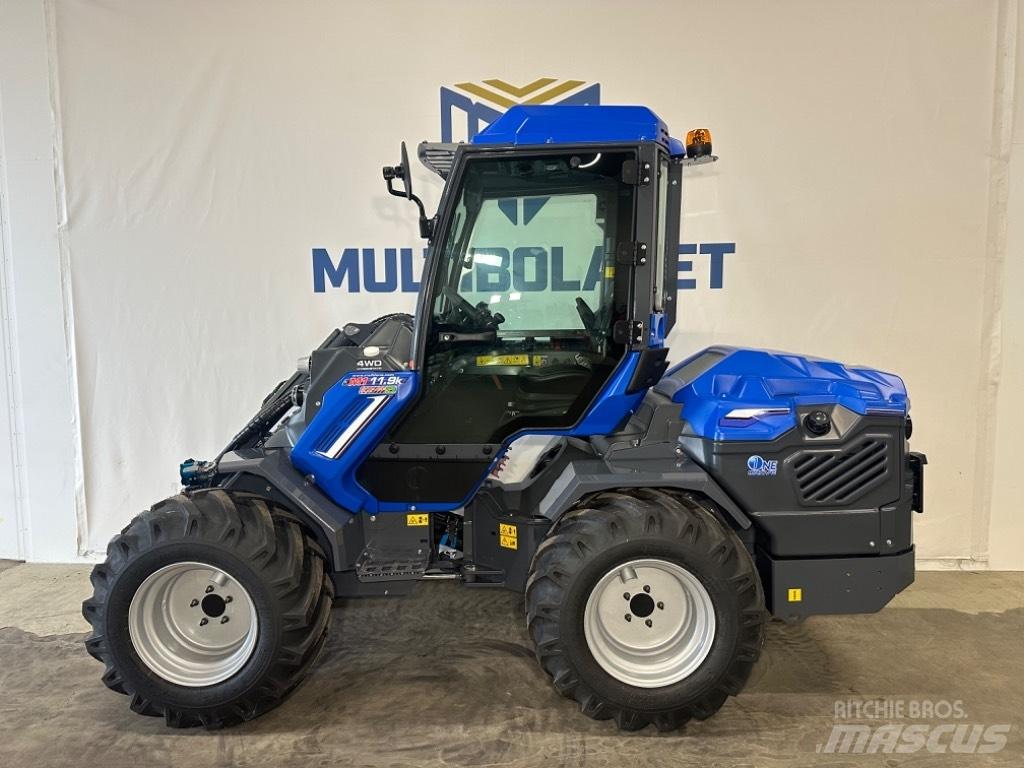 MultiOne 11.9 K Многофункциональные сельскохозяйственные погрузчики